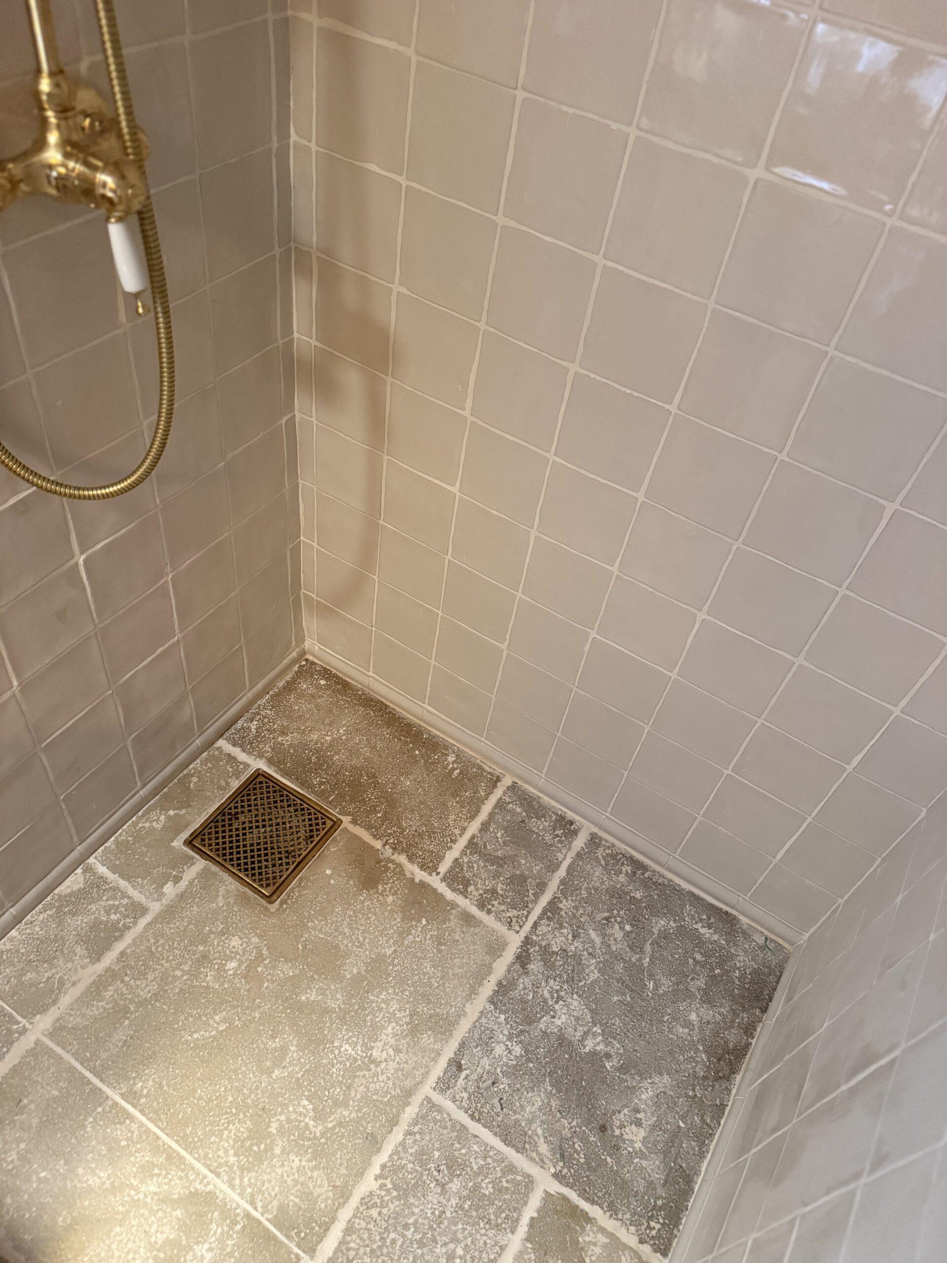Rustikke kalkstenfliser Bastide beige