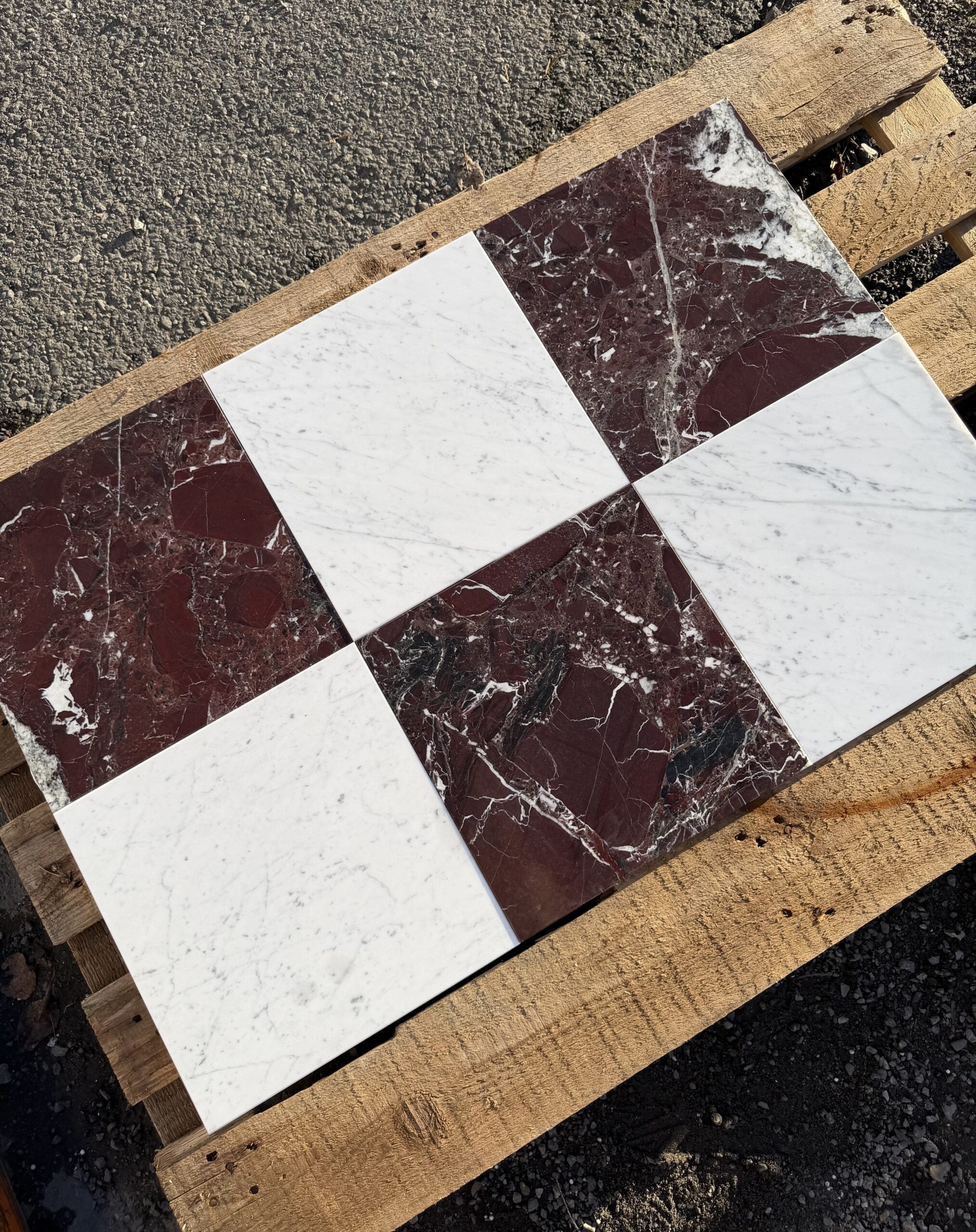 Rosso Levanto sjakk marmor