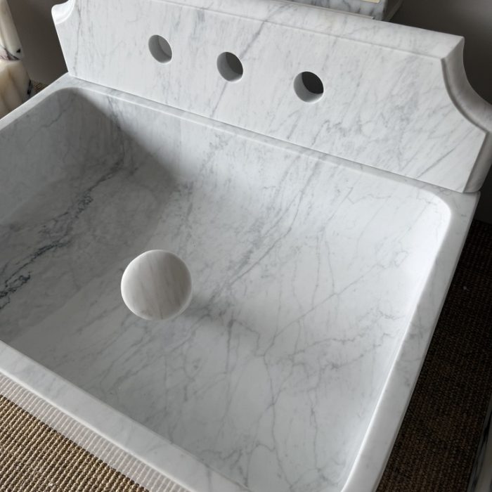 Carrara Monolitt marmorservant